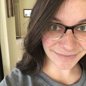 Meet your Posher, Esther